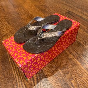 Tory Burch Thora Flip Flop Sandal...Size 5